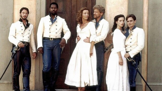El elenco principal, de izquierda a derecha: Keanu Reeves, Denzel Washington, Emma Thompson, Kenneth Branagh, Kate Beckinsale y Robert Sean Leonard.